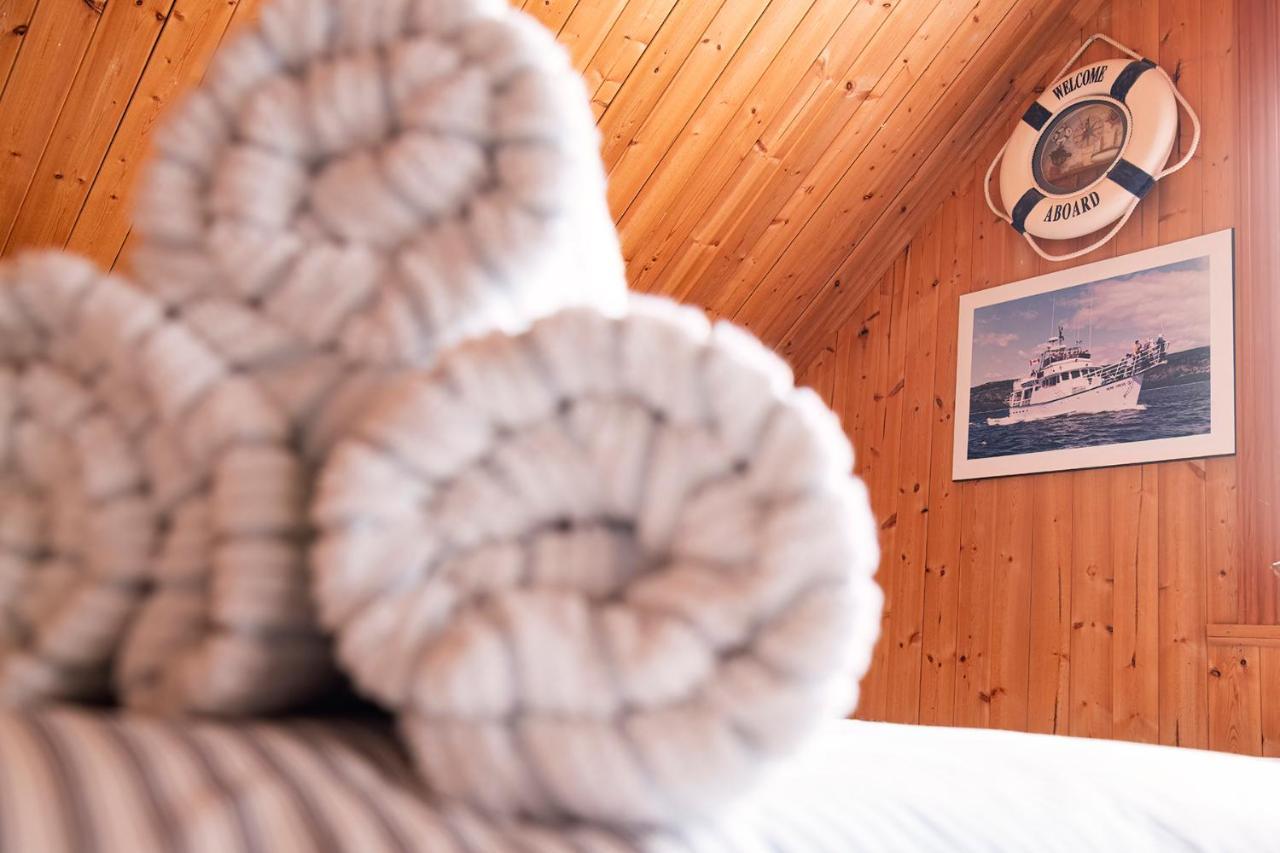 Bed & Cafe Petit Papillon Bed & Breakfast Grandes-Bergeronnes Eksteriør bilde